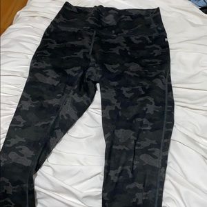 Brand new camo fabletics leggings